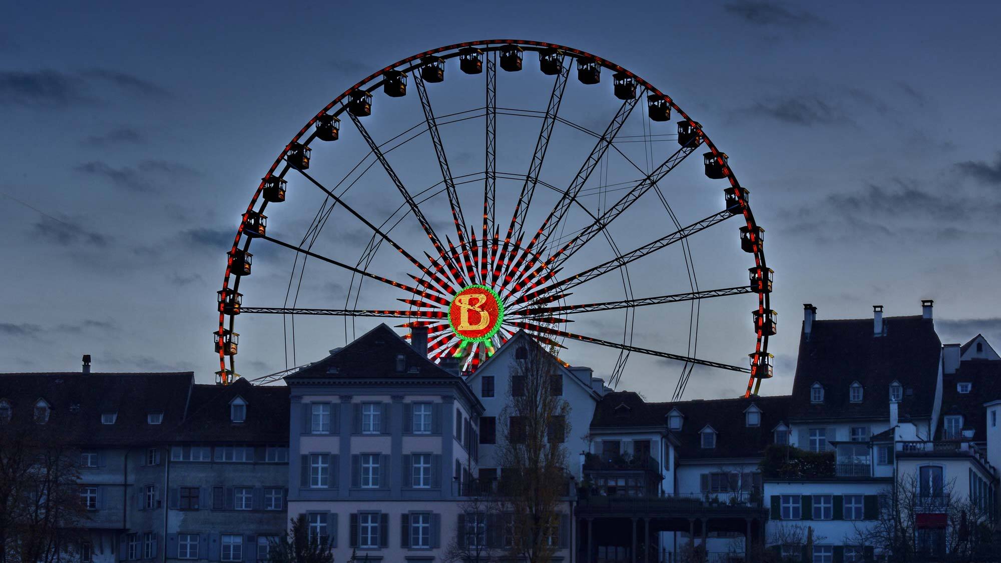 Riesenrad am Münsterplatz.