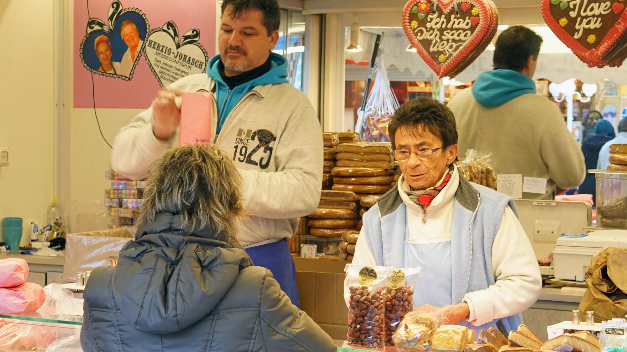 Süssigkeiten: Du hast Lust auf etwas Süsses. Wo gehst du hin und was kaufst du?
